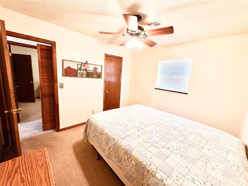 13th image of 612 9th St, Snyder, OK 73566 | MLS# 1241275
