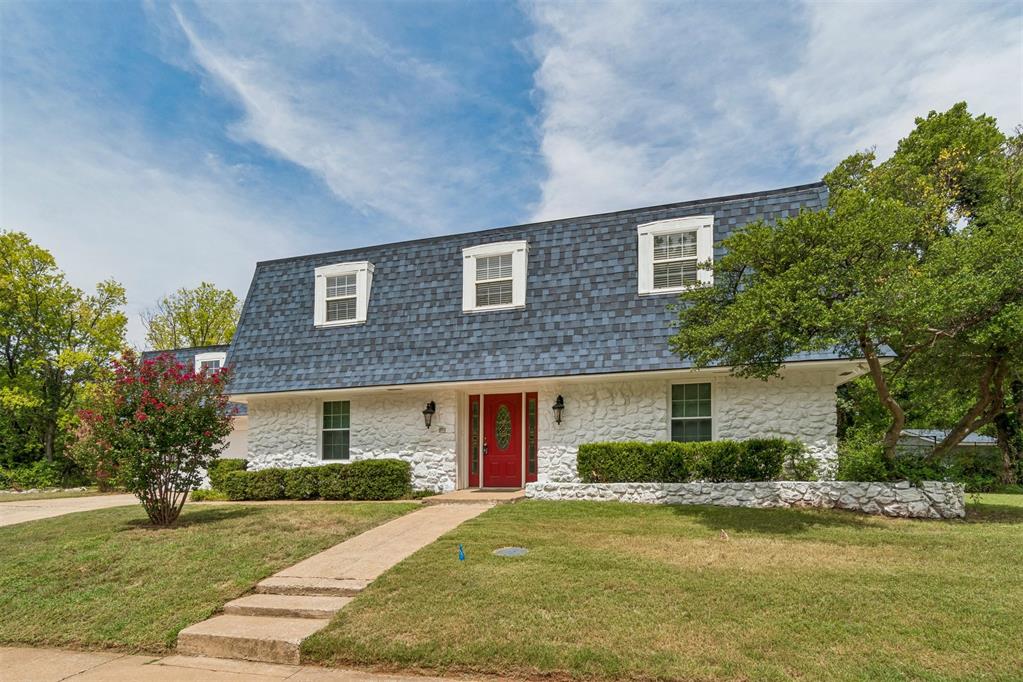 4th image of 2709 Trail Creek Rd, Edmond, OK 73012 | MLS# 1241360