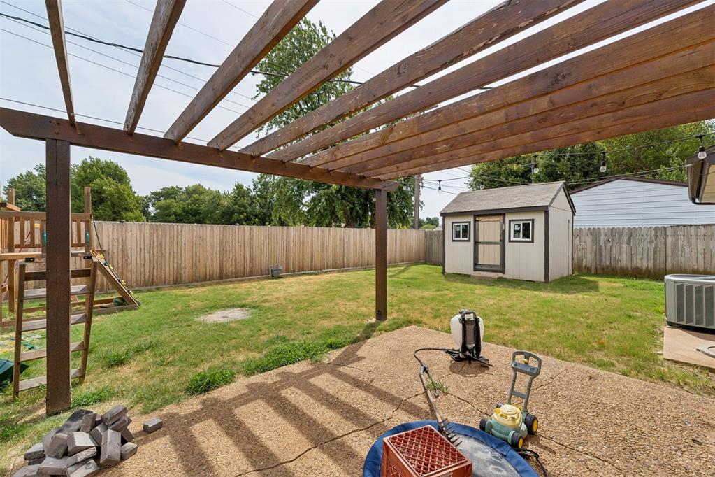 32nd image of 207 Del Mar Dr, Yukon, OK 73099 | MLS# 1241780