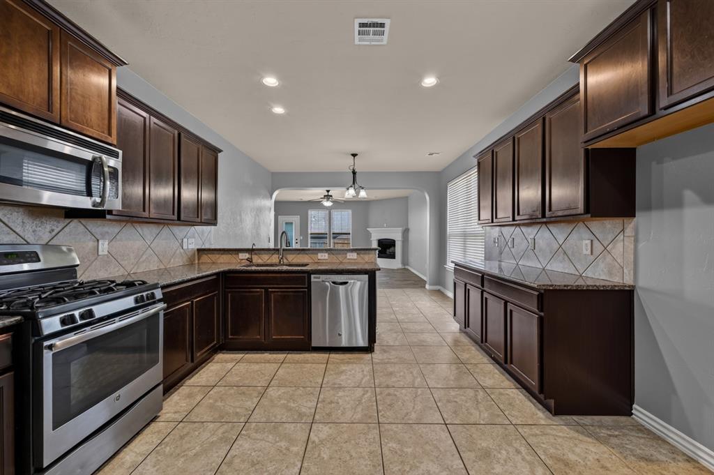 5th image of 11309 Nw 94Th St, Yukon, OK 73099 | MLS# 1241797
