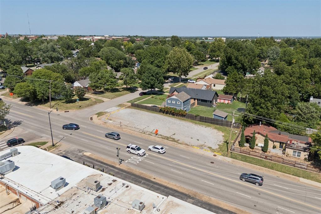 5th image of 204 E 5Th St #E1, Edmond, OK 73034 | MLS# 1242164