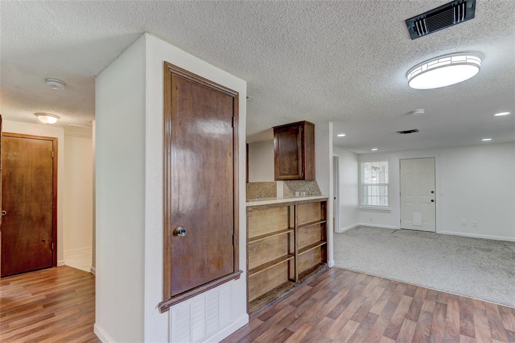 Photo 4 of Multi Family at 2121 Meench Dr, Oklahoma City, OK 73170 | MLS# 1242186 |  | Sold on 2026-09-04