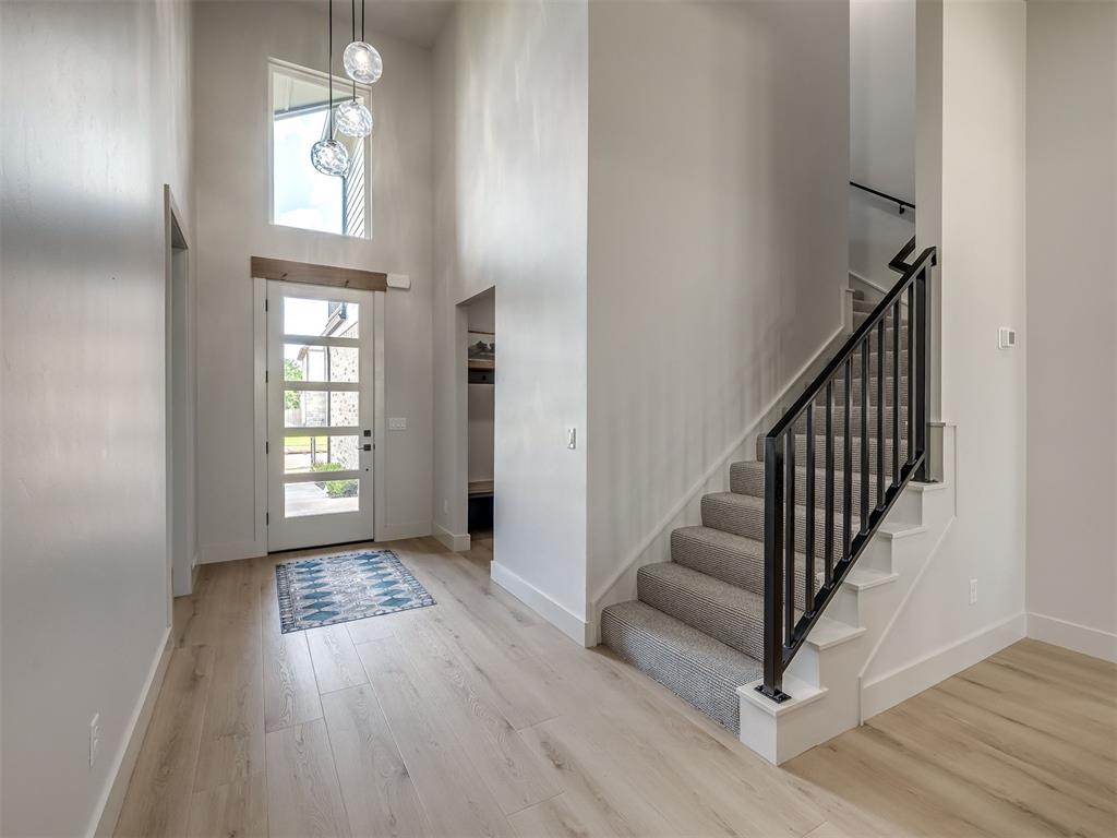 3rd image of 5613 Nw 154Th Ter, Edmond, OK 73013 | MLS# 1242386