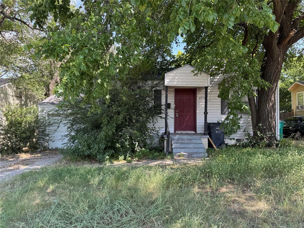 1st image of 2249 Nw 41st St, Oklahoma City, OK 73112 | MLS# 1242414