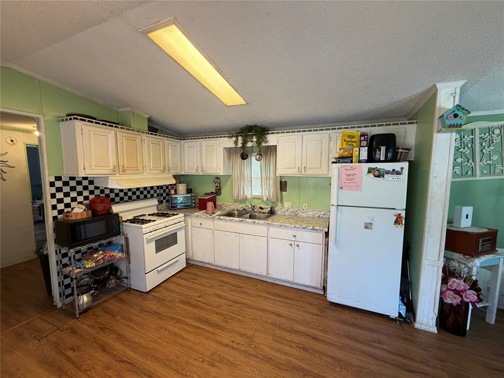4th image of 35223 E 131 Rd, Maud, OK 74854 | MLS# 1242492