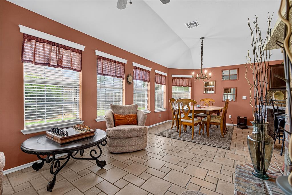 4th image of 17500 Zinc Dr, Edmond, OK 73012 | MLS# 1242586