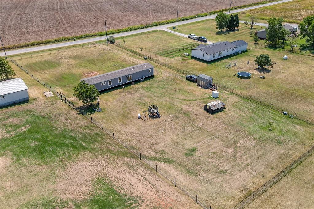 5th image of 9901 N Gregory Rd, Yukon, OK 73099 | MLS# 1242610