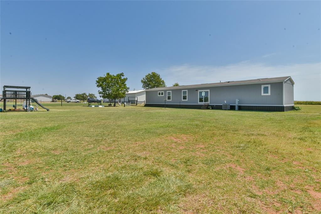 4th image of 9901 N Gregory Rd, Yukon, OK 73099 | MLS# 1242610