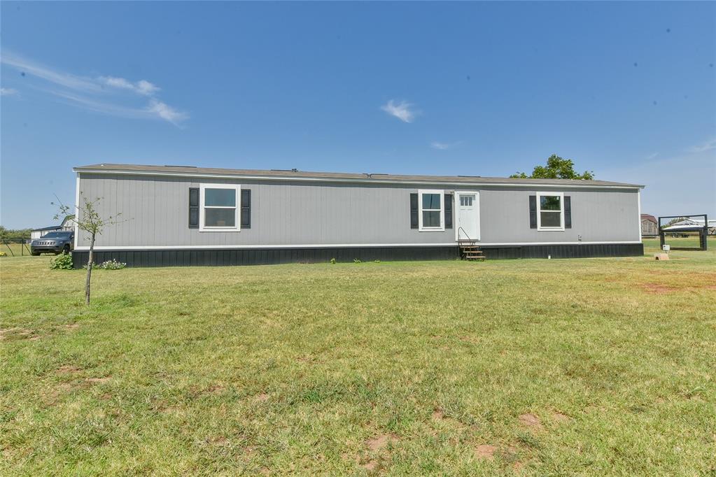 1st image of 9901 N Gregory Rd, Yukon, OK 73099 | MLS# 1242610
