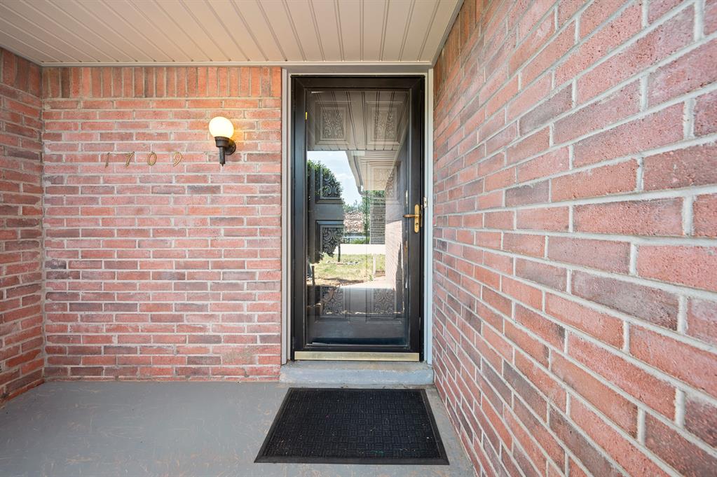 4th image of 1709 Sandalwood Dr, Norman, OK 73071 | MLS# 1242623
