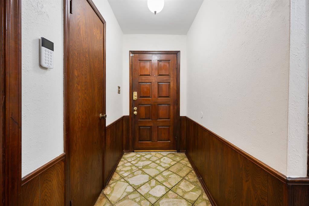 5th image of 1709 Sandalwood Dr, Norman, OK 73071 | MLS# 1242623