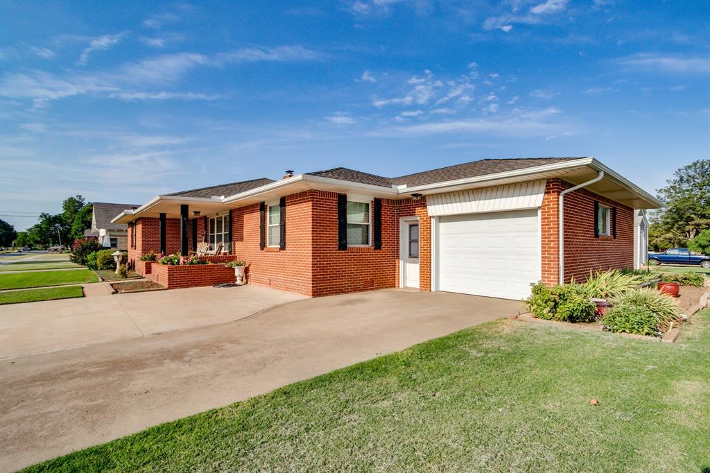 2nd image of 209 S 4th St, Okarche, OK 73762 | MLS# 1242668