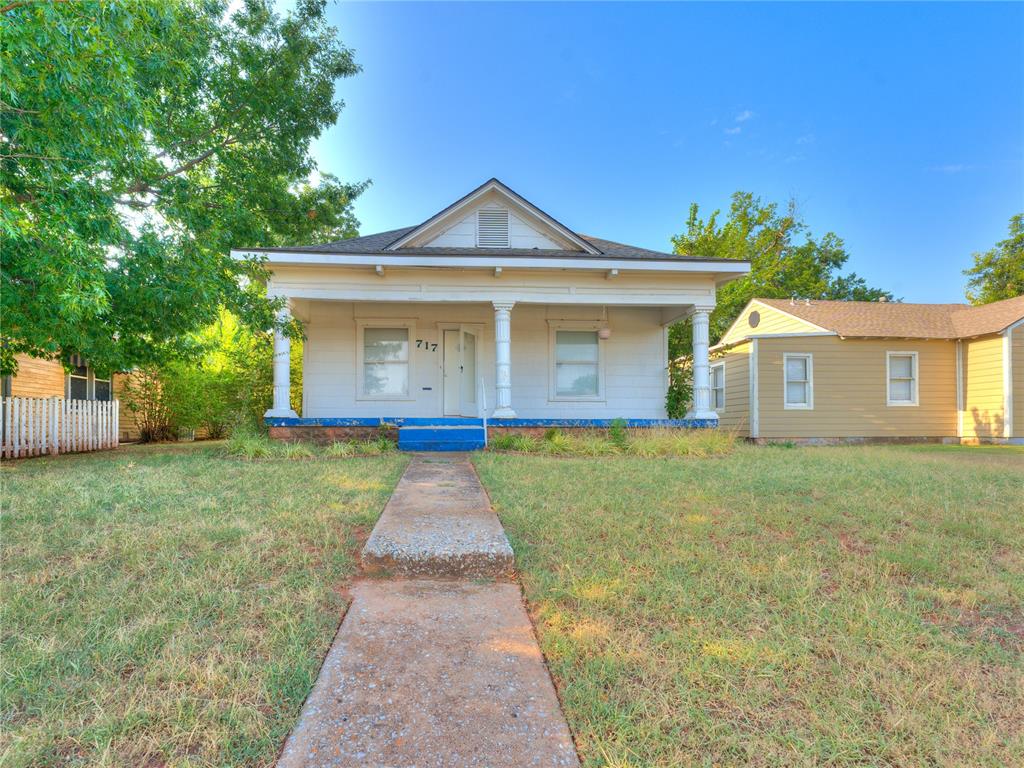 1st image of 717 E Logan Ave, Guthrie, OK 73044 | MLS# 1242686
