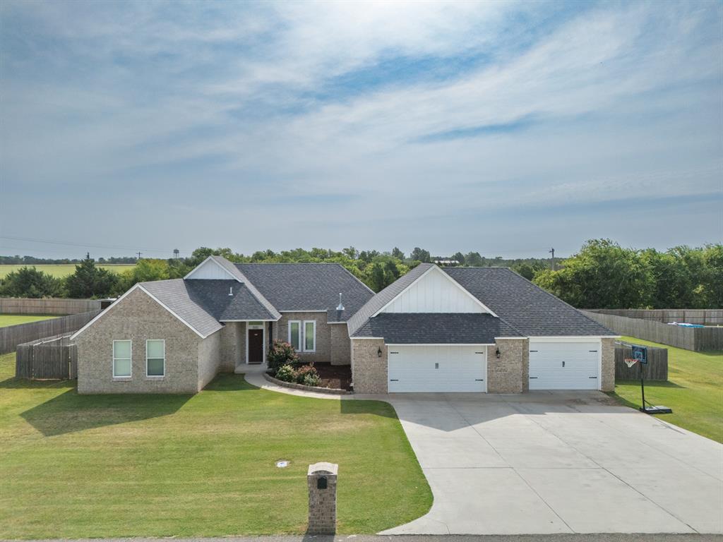 1st image of 8185 Madison Ave, Shawnee, OK 74804 | MLS# 1242784