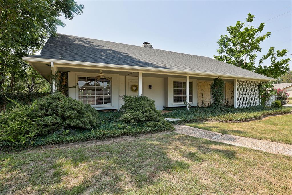 2nd image of 1744 Westbrooke Ter, Norman, OK 73072 | MLS# 1242804