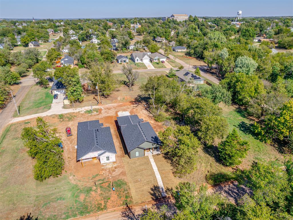 2nd image of 706 E Lincoln Ave, Guthrie, OK 73044 | MLS# 1242842