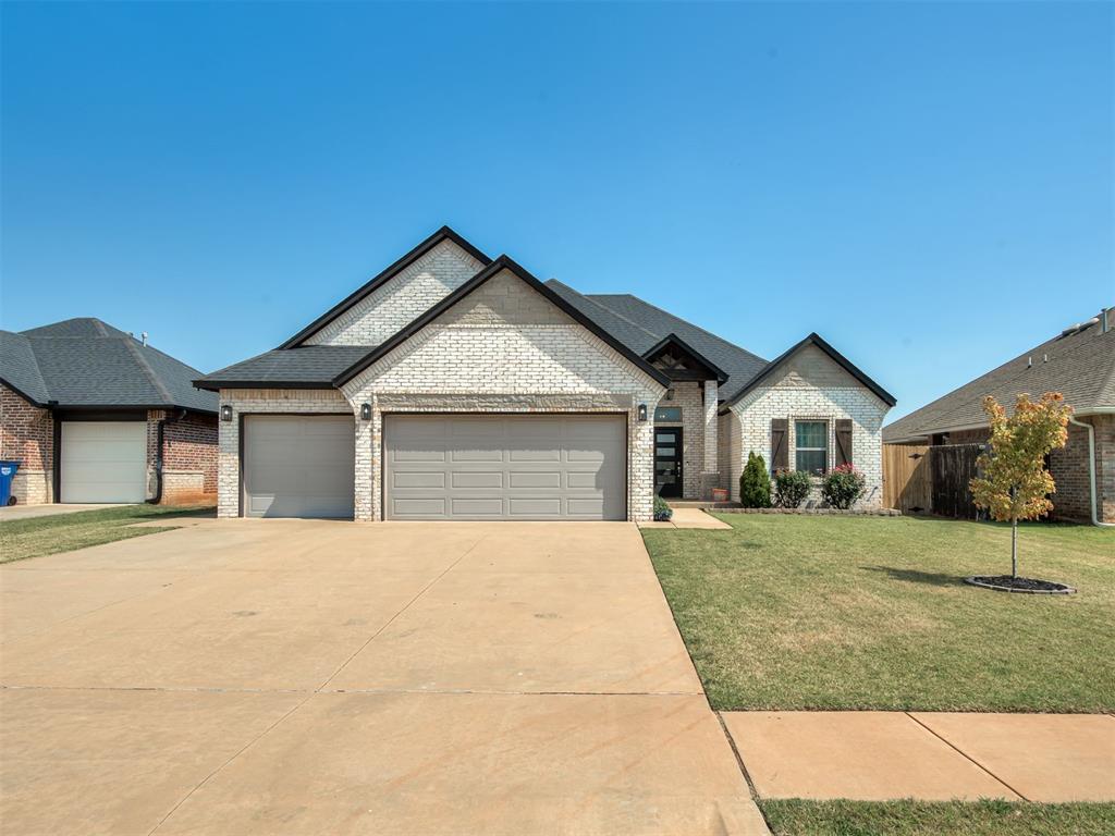 3rd image of 1825 W Blake Court Wy, Mustang, OK 73064 | MLS# 1242884