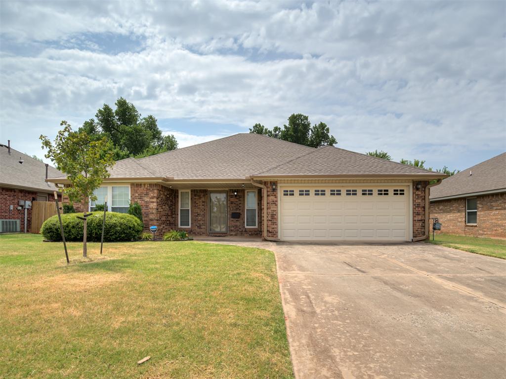 2nd image of 704 E Linden Ln, Mustang, OK 73064 | MLS# 1242908