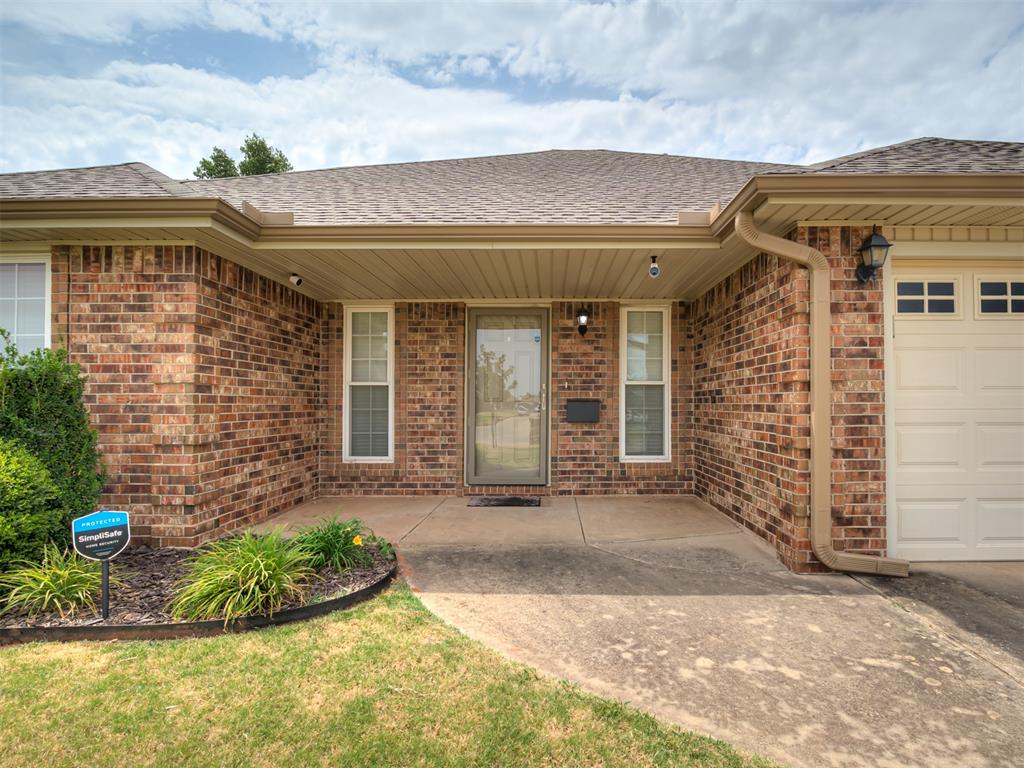 1st image of 704 E Linden Ln, Mustang, OK 73064 | MLS# 1242908