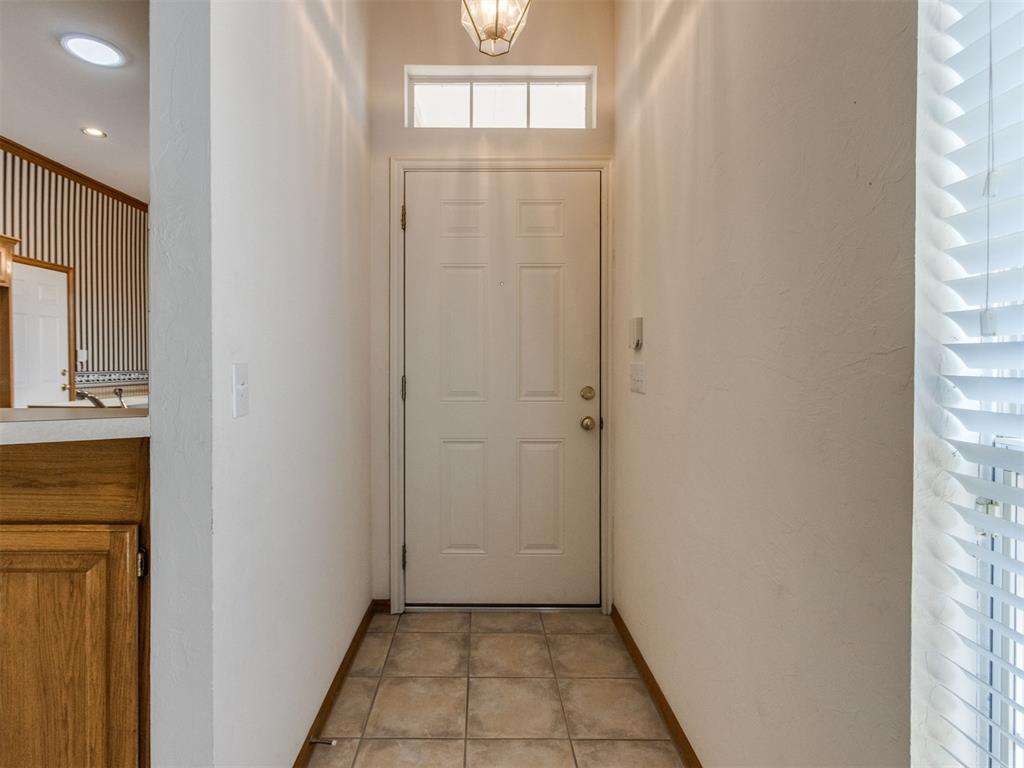 3rd image of 509 S Santa Fe Ave #127, Edmond, OK 73003 | MLS# 1242911