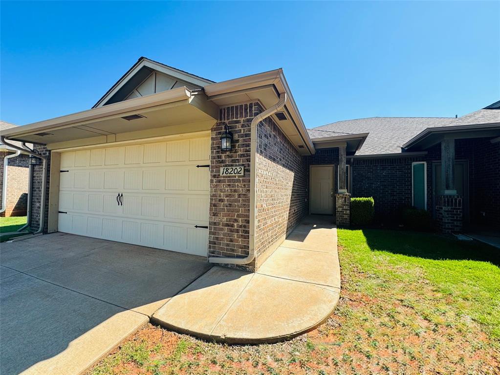 2nd image of 18202 Manera Wy, Edmond, OK 73012 | MLS# 1242919