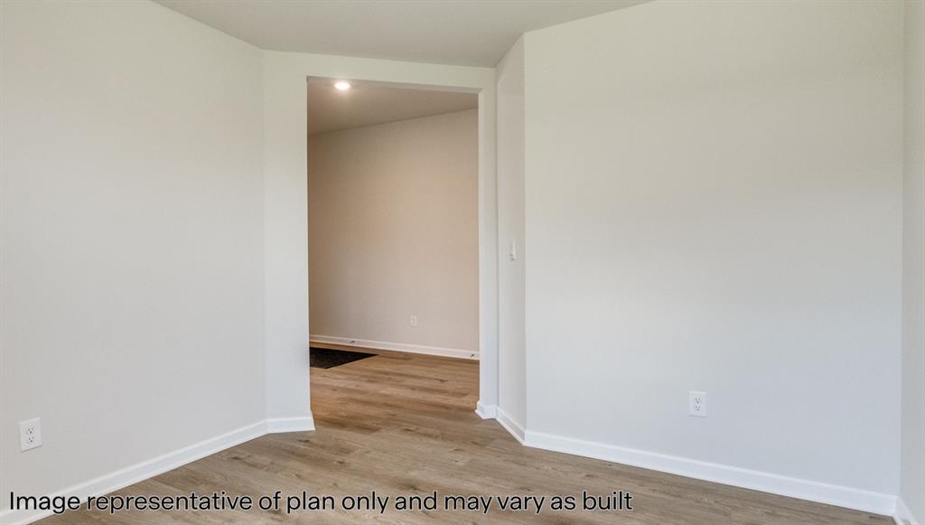 3rd image of 7720 Three Woods Ln, Yukon, OK 73099 | MLS# 1242982