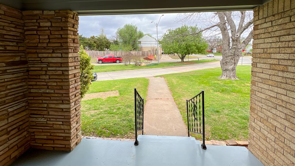3rd image of 3101 Venice Blvd, Oklahoma City, OK 73112 | MLS# 1242984