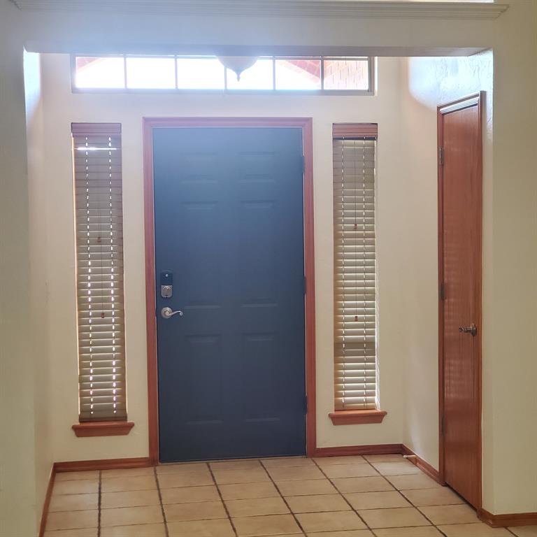 Photo 2 of Single family home for sale at 1617 Sw 31st Street, Moore, OK 73160 | MLS# 1242986 | Listing updated on 2026-09-01