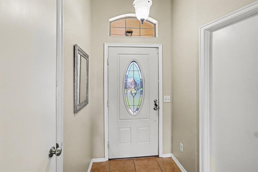 image of 521 Loyd Ln, Moore, OK 73160 | MLS# 1242992