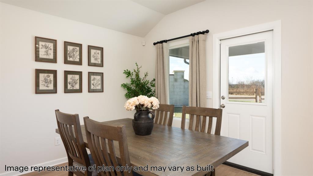 4th image of 7721 Three Woods Ln, Yukon, OK 73099 | MLS# 1243109