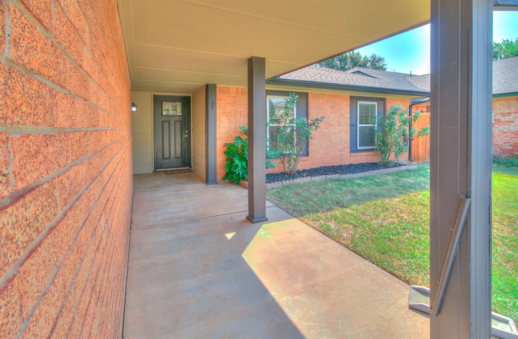 2nd image of 805 Willow Run, Yukon, OK 73099 | MLS# 1243136