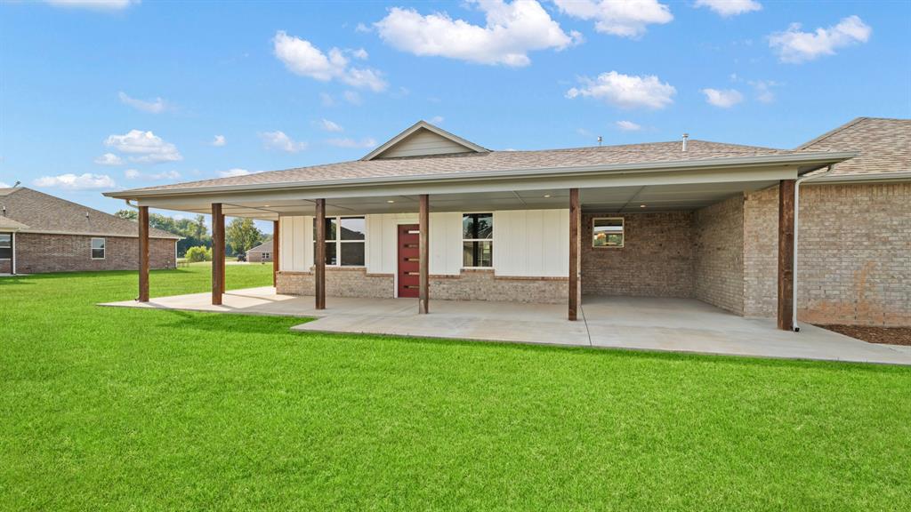 Photo 2 of Sale Pending at 217 Olde Ml Ct, Jones, OK 73049 | MLS# 1243198 | Listing updated on 2026-08-06