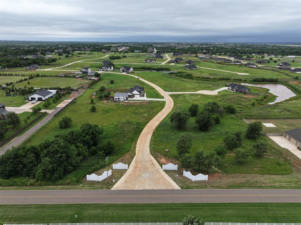 1st image of 9580 Monterey Dr, Edmond, OK 73025 | MLS# 1243210