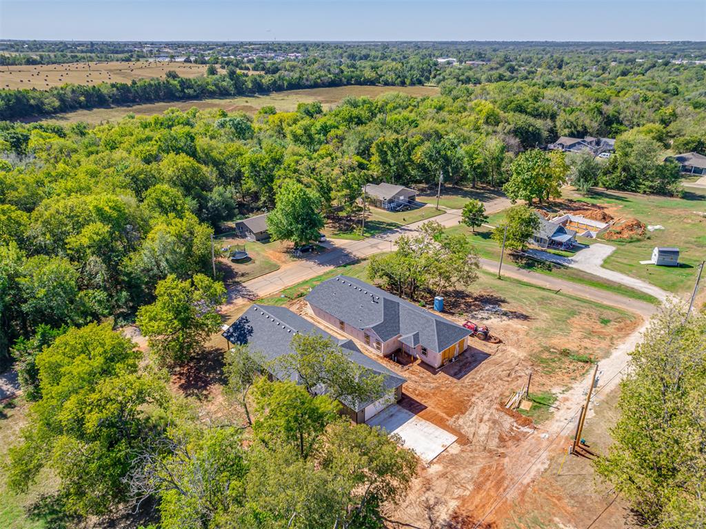 42nd image of 712 E Lincoln Ave, Guthrie, OK 73044 | MLS# 1243252