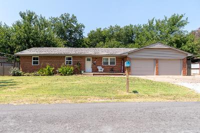 1st image of 312 N Carey St, Wynnewood, OK 73098 | MLS# 1243276
