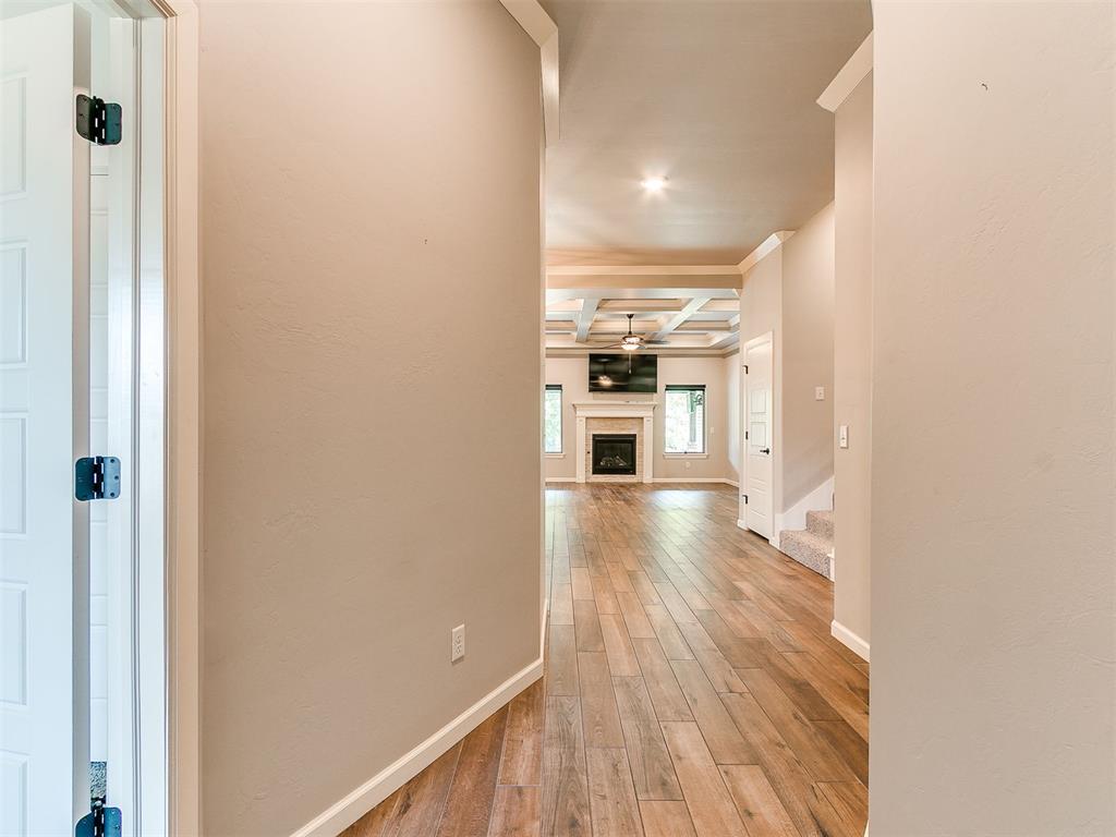 4th image of 14004 Kamber Dr, Yukon, OK 73099 | MLS# 1243284
