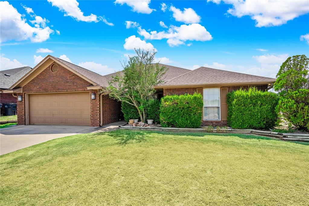 2nd image of 401 Se Lancelot Ln, Lawton, OK 73501 | MLS# 1243301
