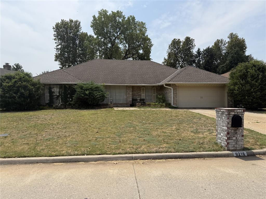 1st image of 9216 Nw Lansbrook Ln, Oklahoma City, OK 73132 | MLS# 1243336