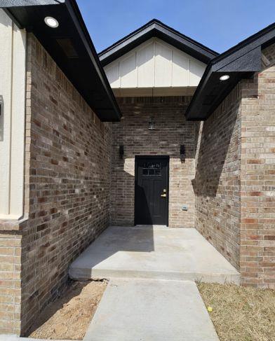 3rd image of 217 N Morgan Dr, Moore, OK 73160 | MLS# 1243360