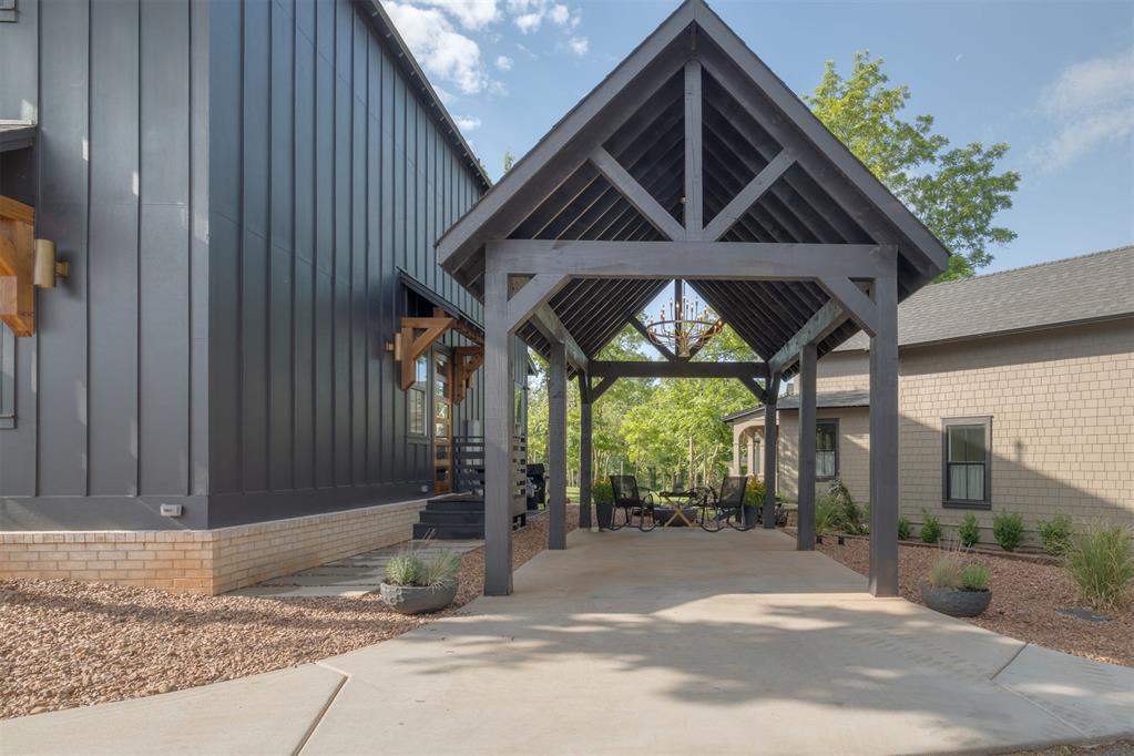 3rd image of 29370 Cottage Woods Rd, Norman, OK 73072 | MLS# 1243394