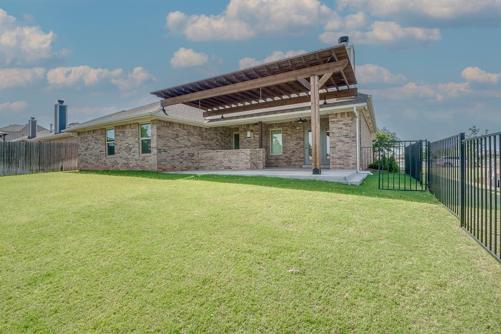 1st image of 1201 Ne 35th St, Moore, OK 73160 | MLS# 1243403