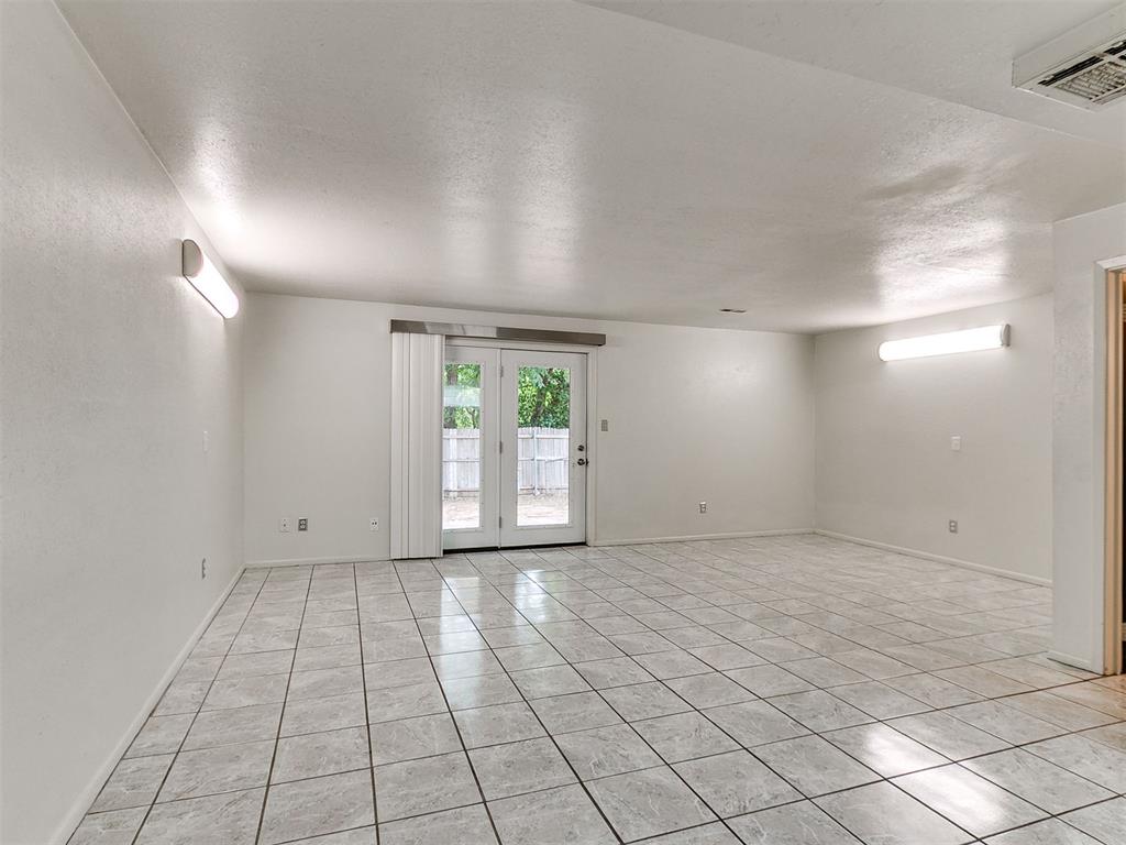 5th image of 5628 N Meridian Ave, Oklahoma City, OK 73112 | MLS# 1243463