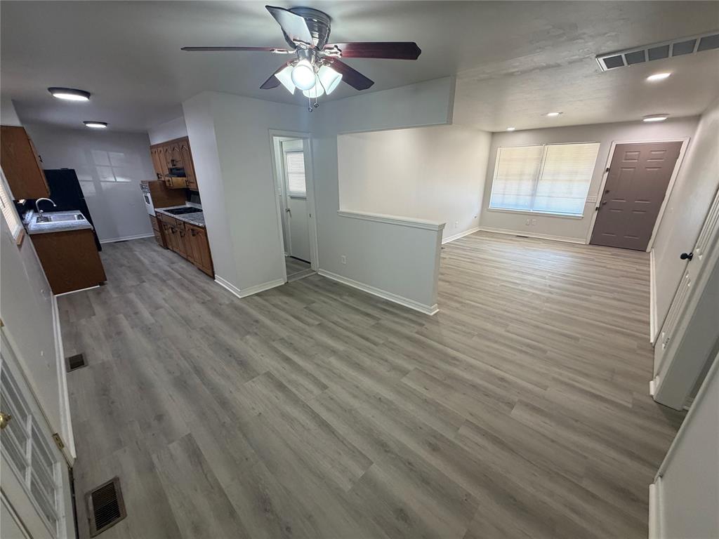 3rd image of 2009 S Rankin St, Edmond, OK 73013 | MLS# 1243470