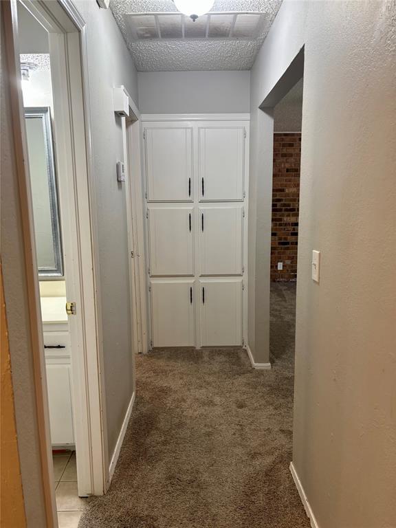 4th image of 11905 N Mustang Rd, Yukon, OK 73099 | MLS# 1243475