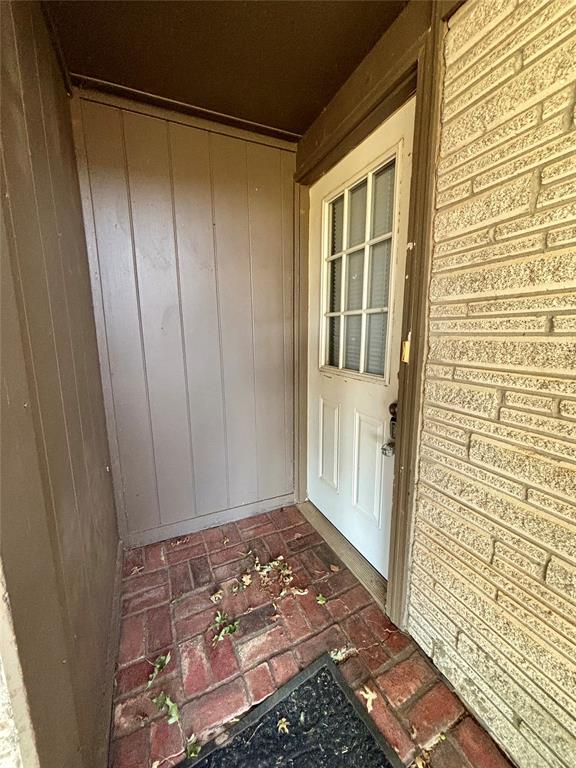 2nd image of 11907 N Mustang Rd, Yukon, OK 73099 | MLS# 1243476