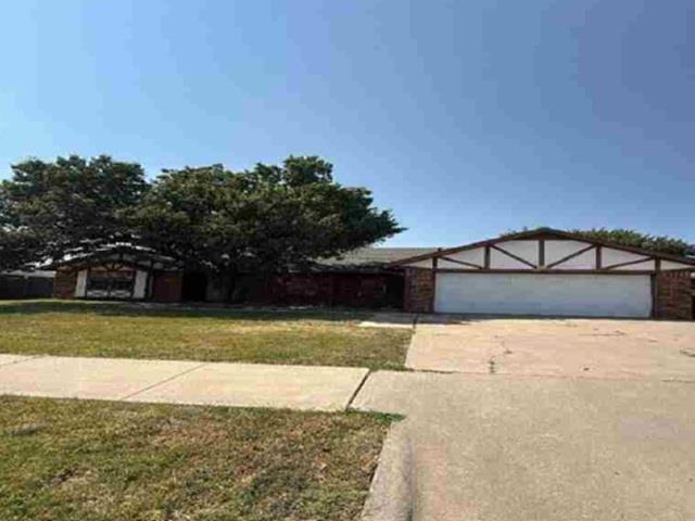 2nd image of 11825 S Douglas Ave, Oklahoma City, OK 73170 | MLS# 1243488