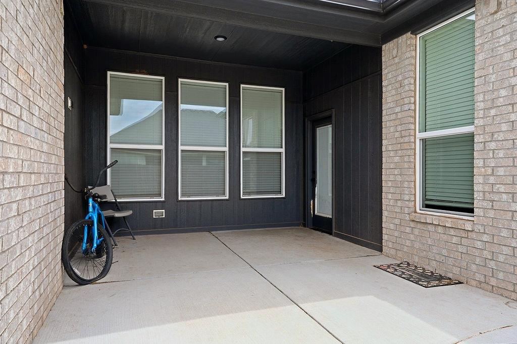 5th image of 15809 Bison Dr, Oklahoma City, OK 73170 | MLS# 1243519