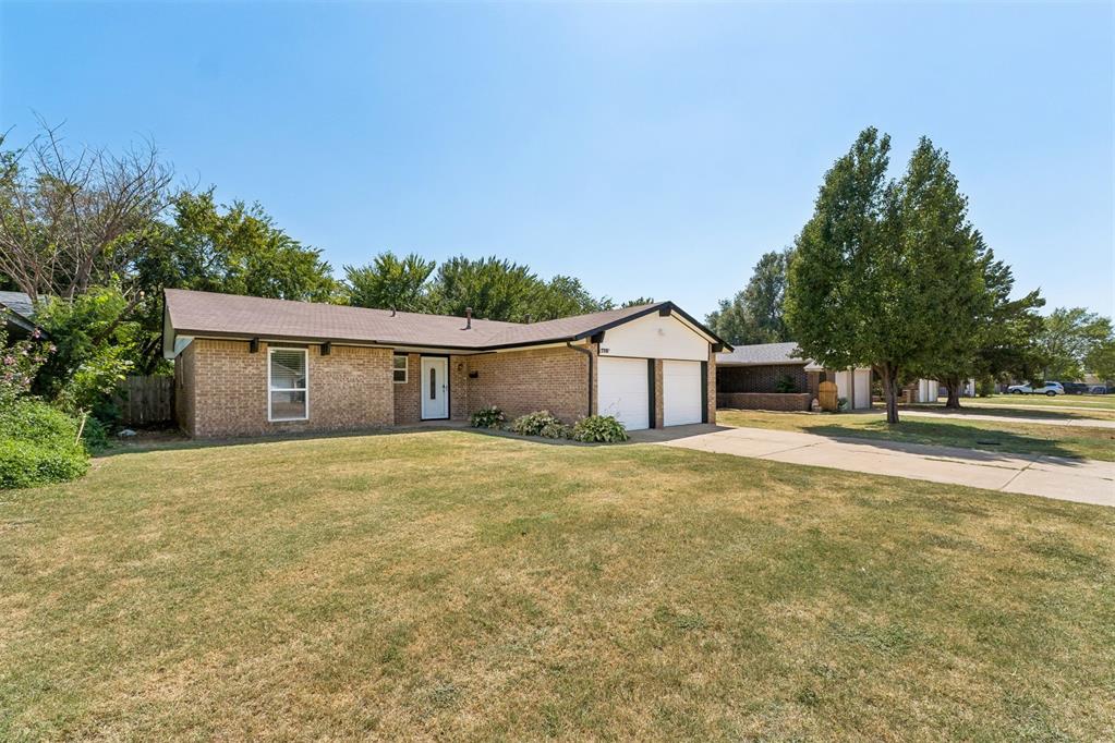 2nd image of 708 Willow Ridge Pl, Edmond, OK 73003 | MLS# 1243520
