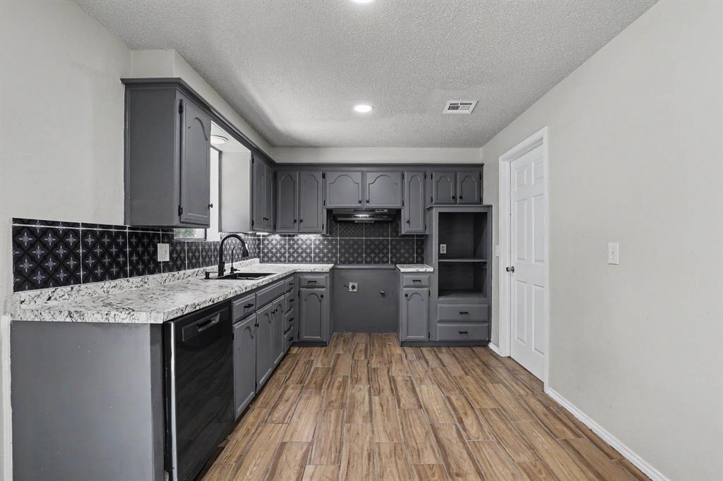 5th image of 3416 Hillside Dr, Oklahoma City, OK 73115 | MLS# 1243526
