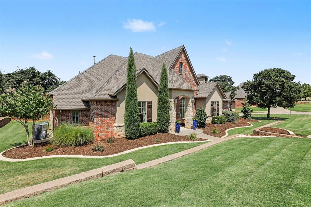 3rd image of 1317 Autumn Creek Dr, Edmond, OK 73003 | MLS# 1243538